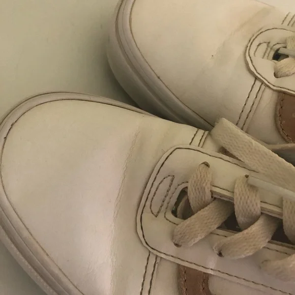 Vans White and Tan Old Skool sneakers - Picture 4 of 9